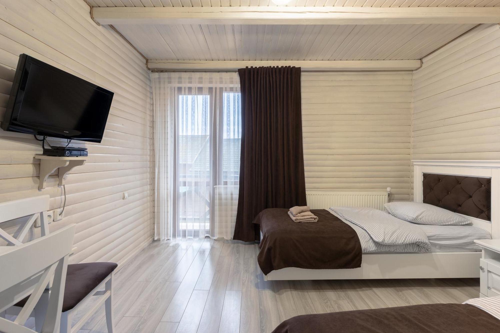 Morishka & Hotel